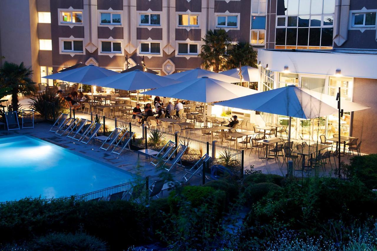 Novotel Clermont-Ferrand Exterior foto