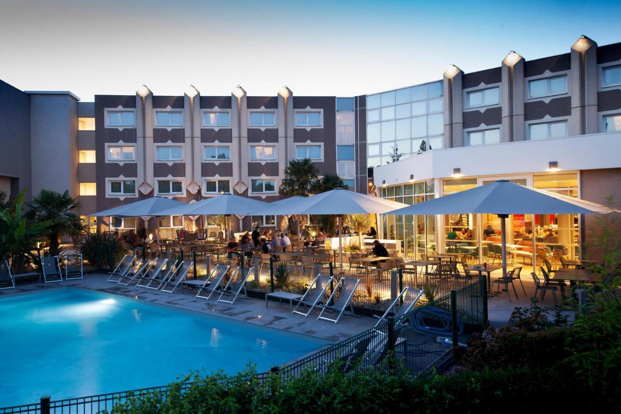 Novotel Clermont-Ferrand Exterior foto