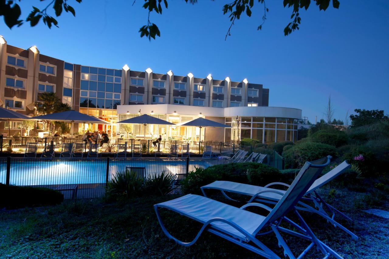 Novotel Clermont-Ferrand Exterior foto