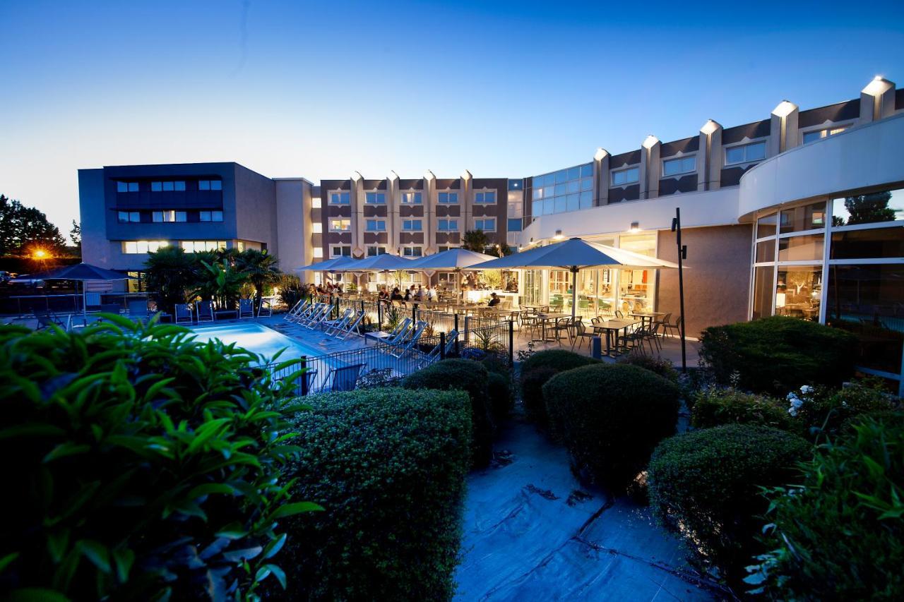 Novotel Clermont-Ferrand Exterior foto